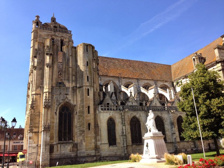 Église Saint Pierre Dreux
